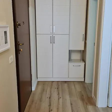 Family-friendly At 21 Dhjetori W/self Check-in Apartment Tirana