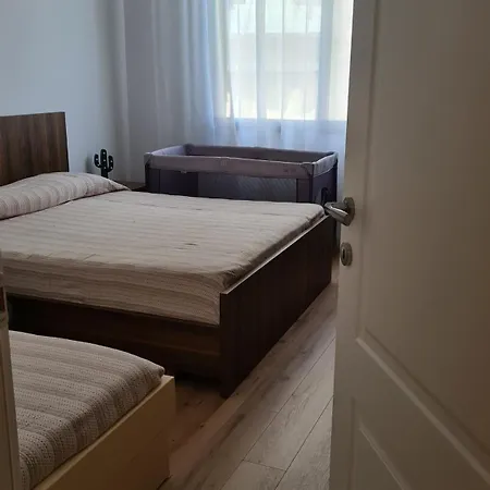 Family-friendly At 21 Dhjetori W/self Check-in *