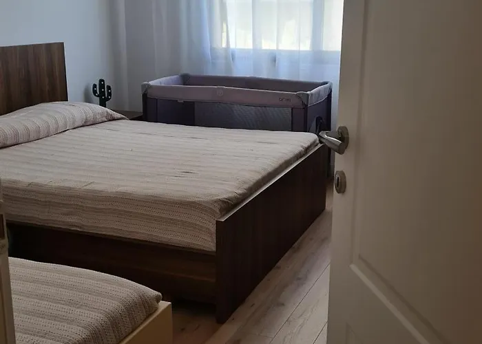 Family-friendly At 21 Dhjetori W/self Check-in *