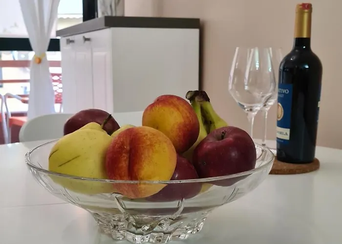 Family-friendly At 21 Dhjetori W/self Check-in Apartament *