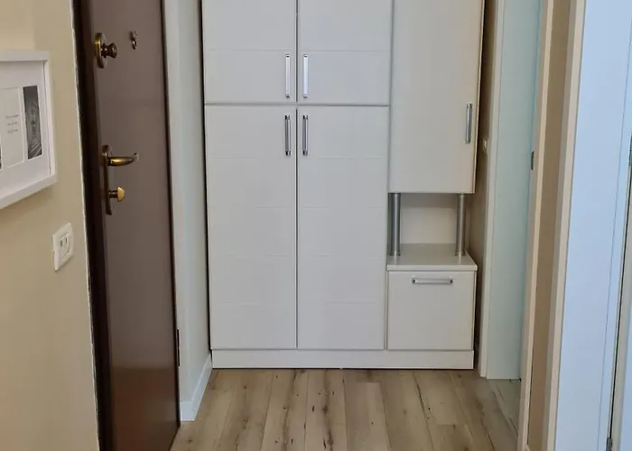 Family-friendly At 21 Dhjetori W/self Check-in Apartament Tirana